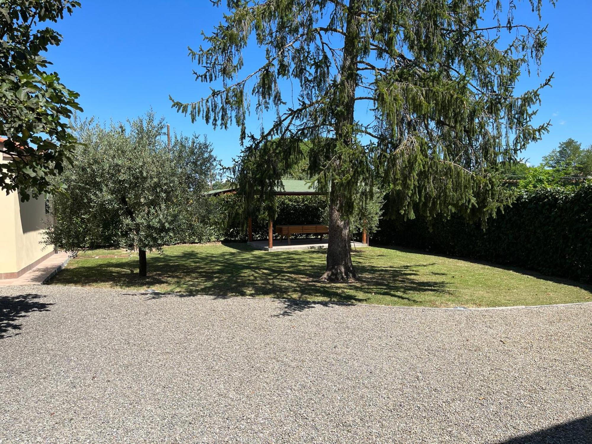 Holiday House La Rosa Terricciola Dış mekan fotoğraf